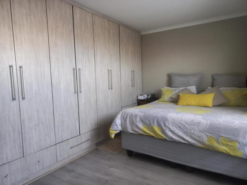 4 Bedroom Property for Sale in Aloevale Eastern Cape